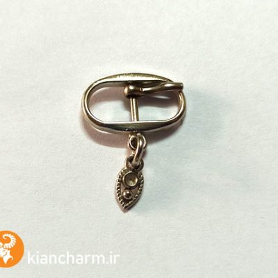 سگک تزئینی با آویز قطره‌ آنتیک